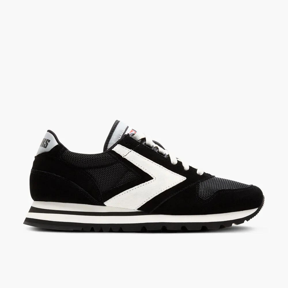 099 - Black/White