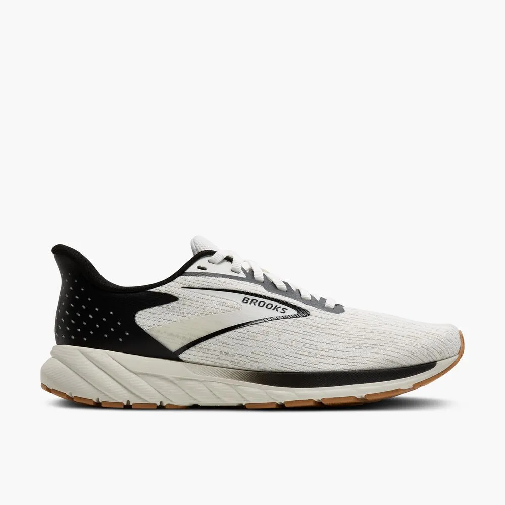 121 - White/Black/Tan