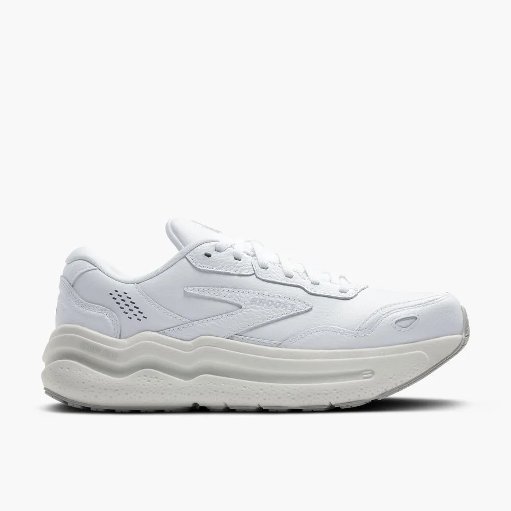 142 - White/White